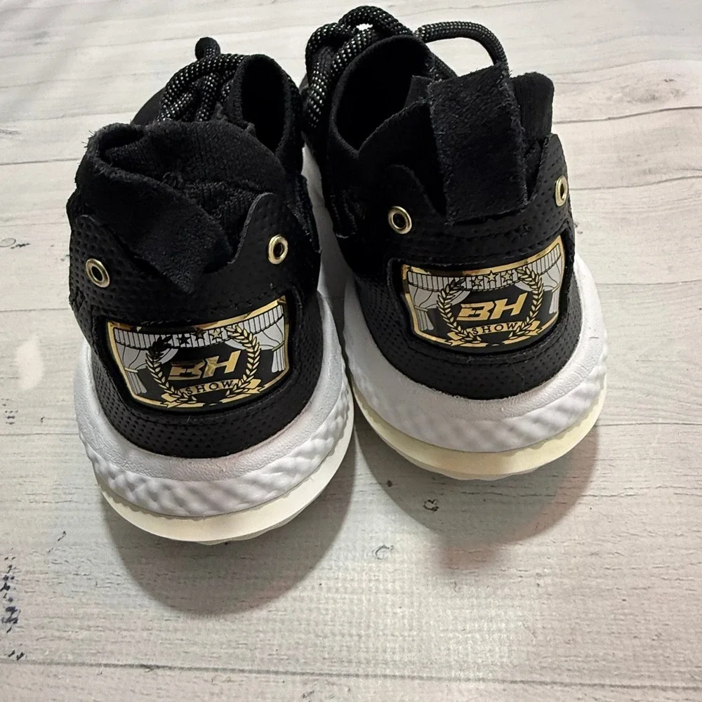 Under Armour Mens Bryce Harper 9 Black Gold Turf Shoes men's 11